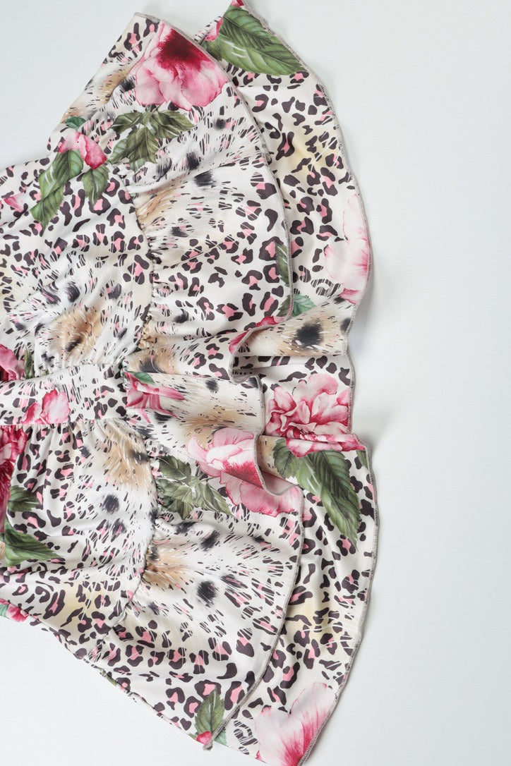 Mini-jurk met halternek en panterprint, zonder rug