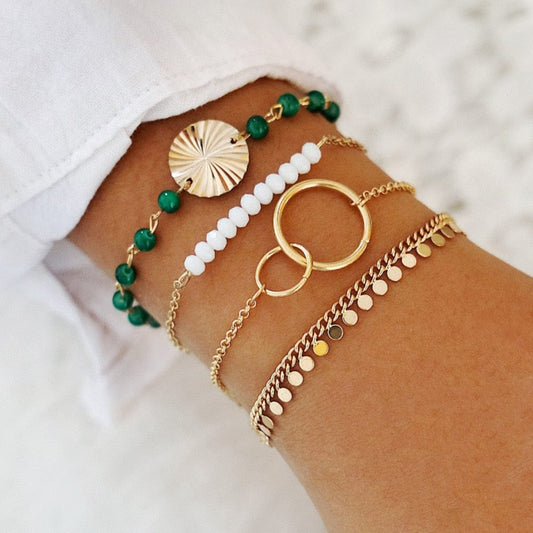 Goude Armbanden Set Met Groene En Ronde Bedels
