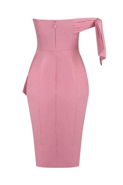 Midi-jurk met een schouder en strikkdetail roze