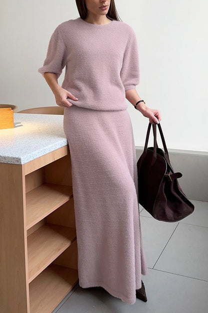 Complete outfit met dames top en vloeiende maxirok