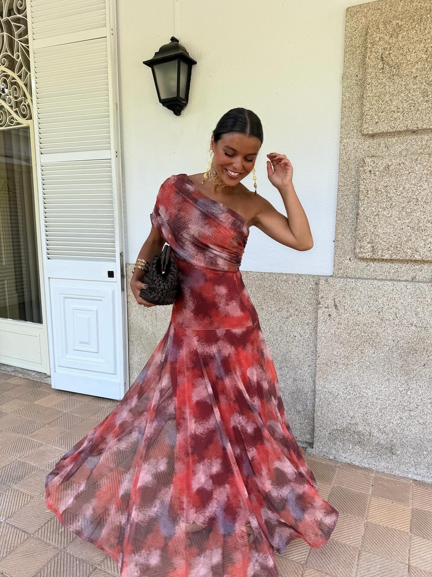 Dames maxi jurk met one-shoulder ontwerp en print volledige lengte