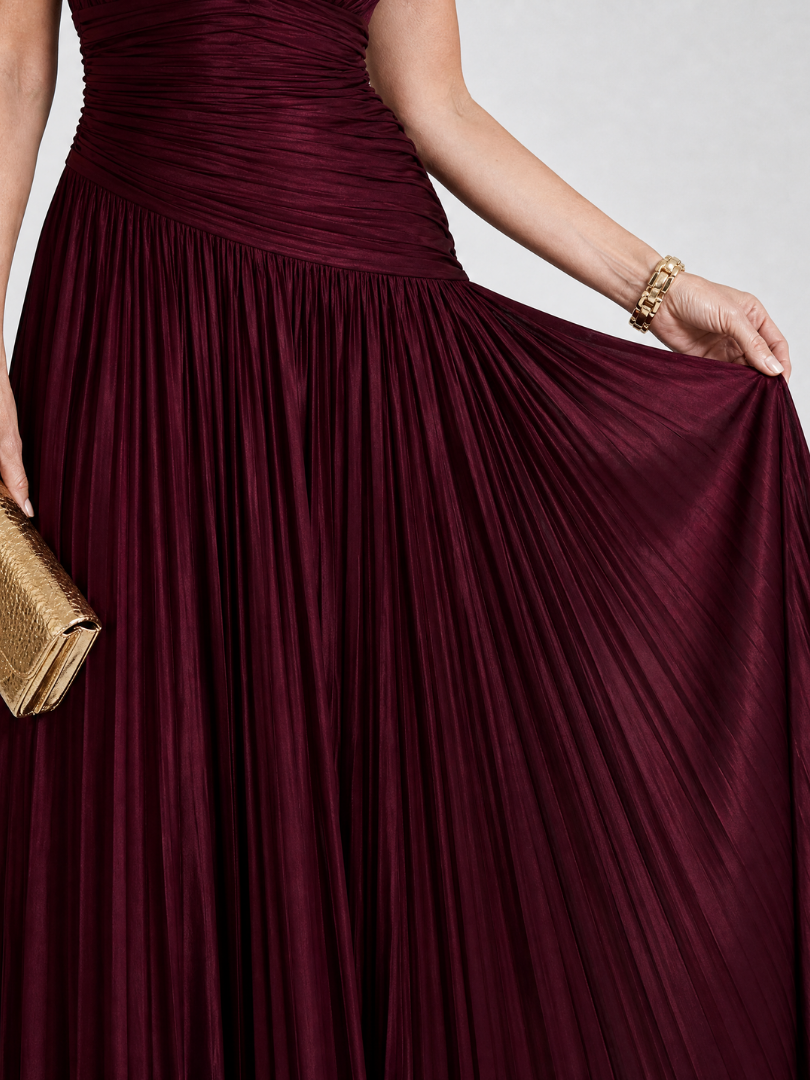 Elegante damesjurk in bordeaux met V-hals