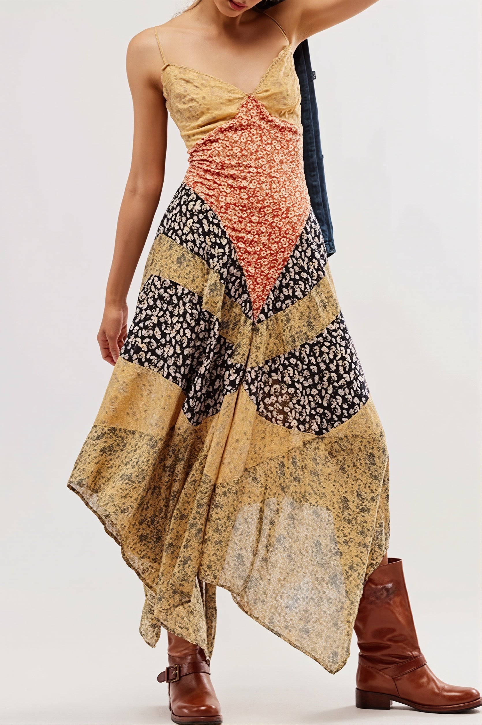 Dames maxi jurk met colourblock print en V-hals, vooraanzicht
