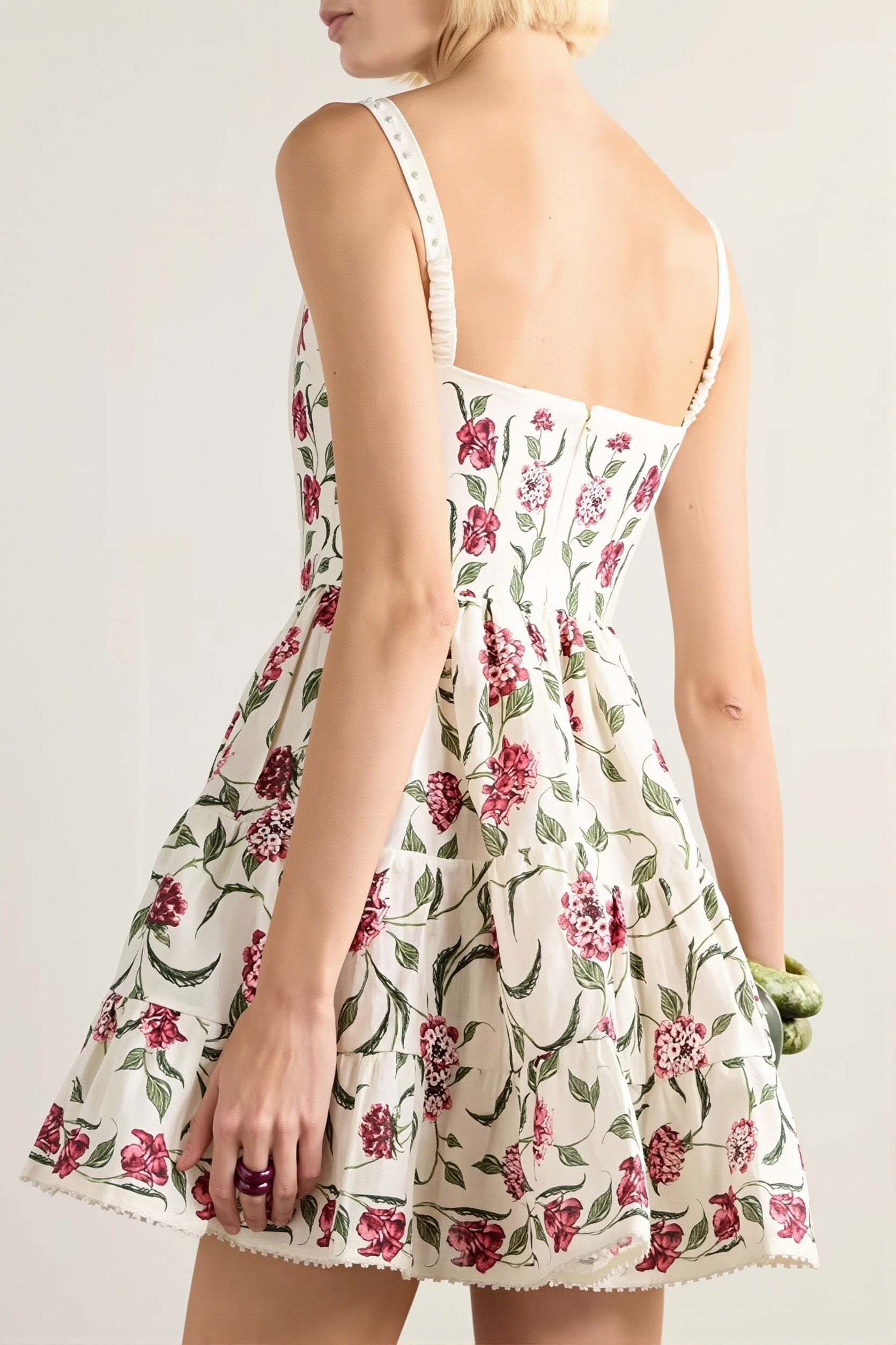 A-lijn mini jurk met bloemenprint en fijne kantdetails