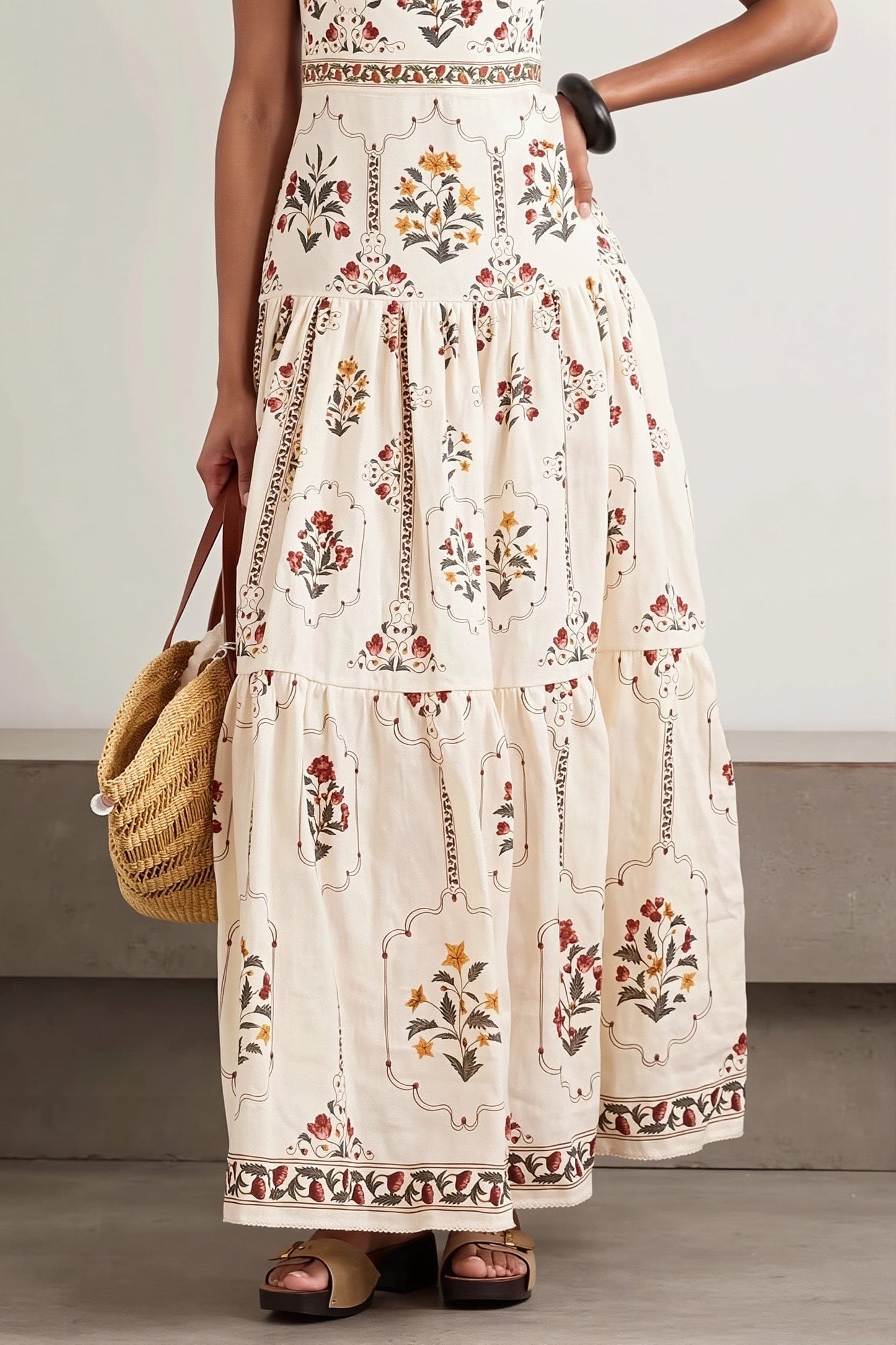 Maxi jurk voor dames met patchworkdetails en romantische bloemenprint