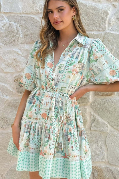 Dames jurk in boho stijl met korte lengte en bloemendessin