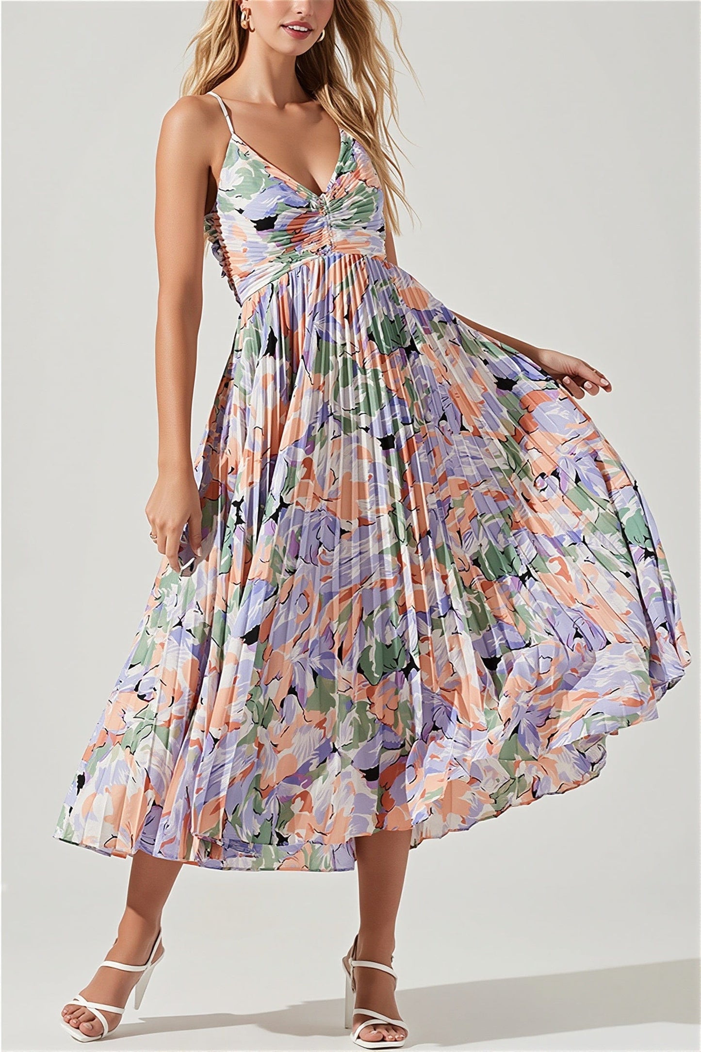 Dames midi jurk met bloemenprint en plissé in achteraanzicht