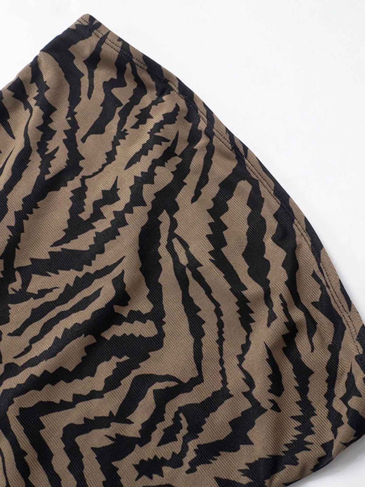 Volledige weergave van de dames maxi jurk met zebraprint