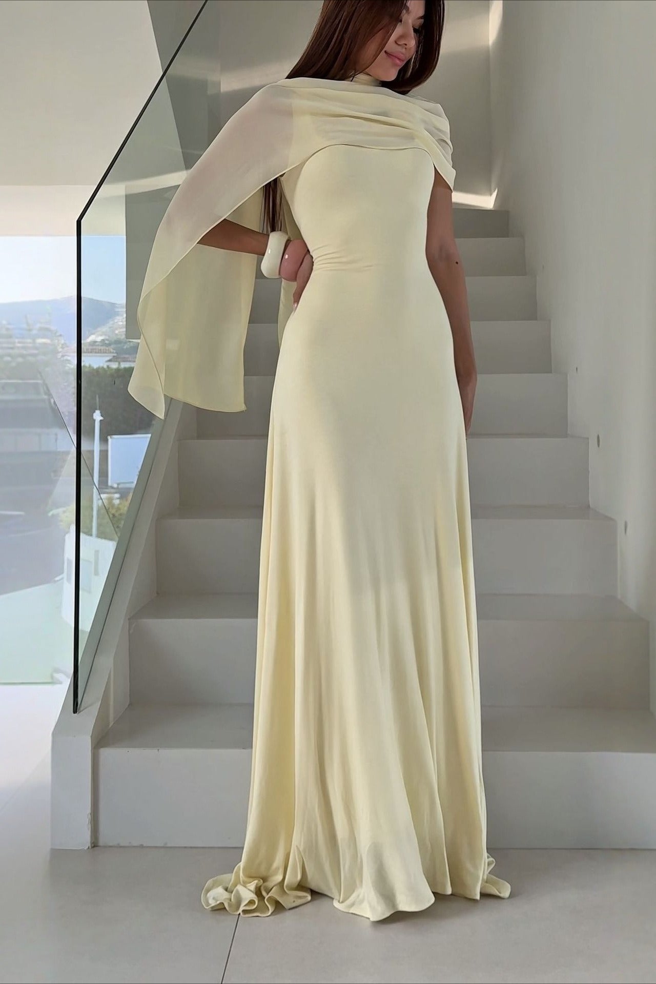 Mouwloze polyester maxi jurk met spaghettibandjes geel