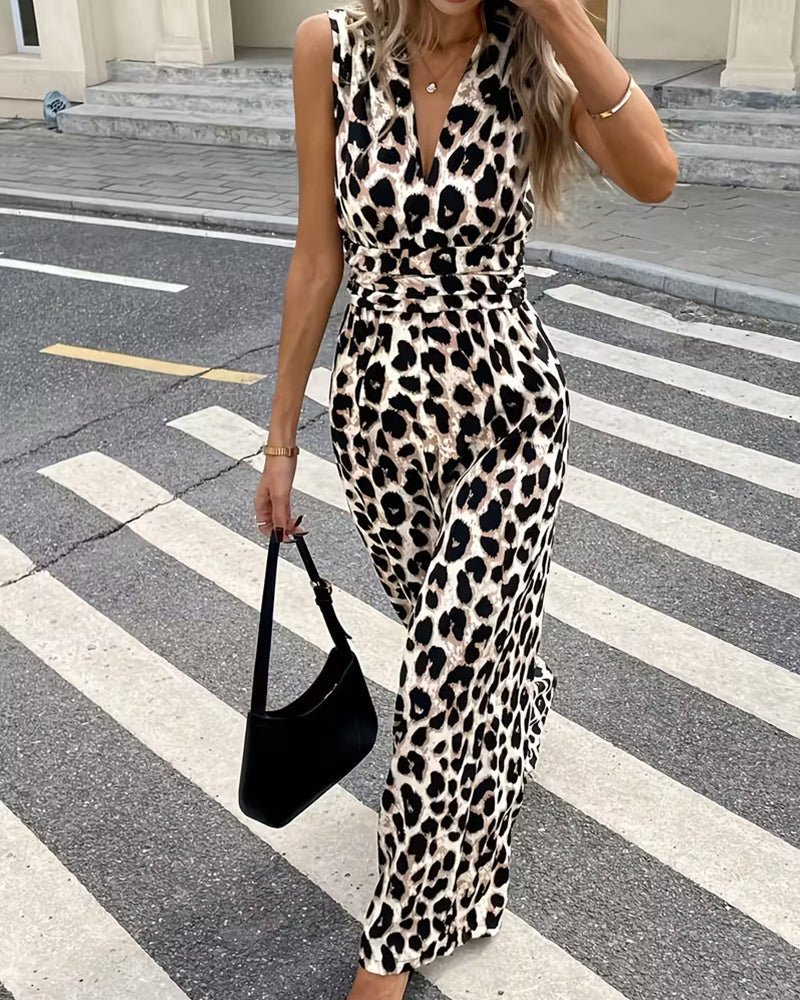 Luipaardprint jumpsuit zonder mouwen voor een zomerse look