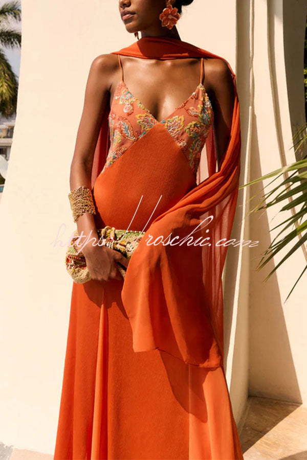 Dames maxi jurk met fijne schouderbandjes en kanten details