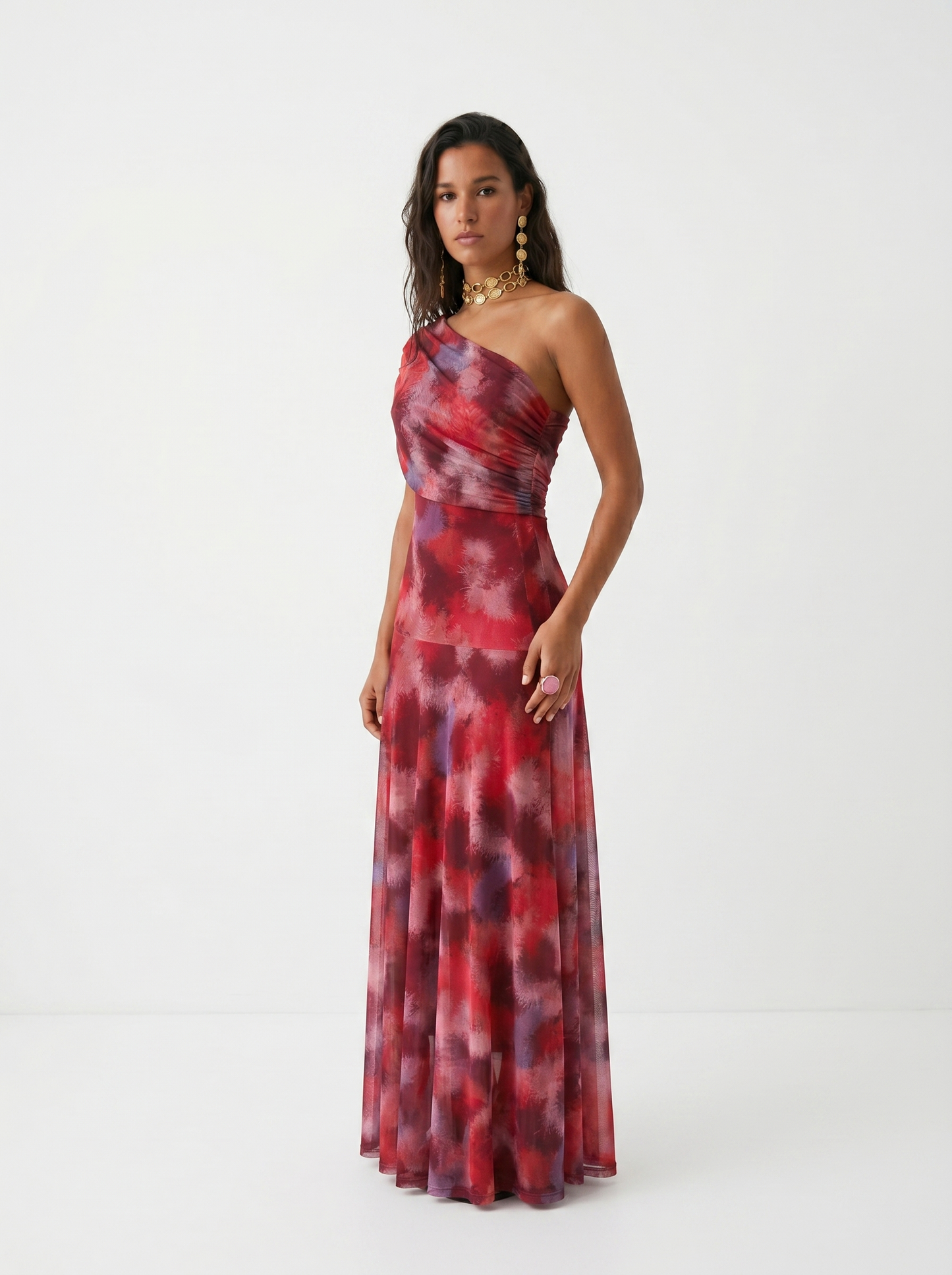 Maxi jurk voor dames met blote schouders en vloeiende rok