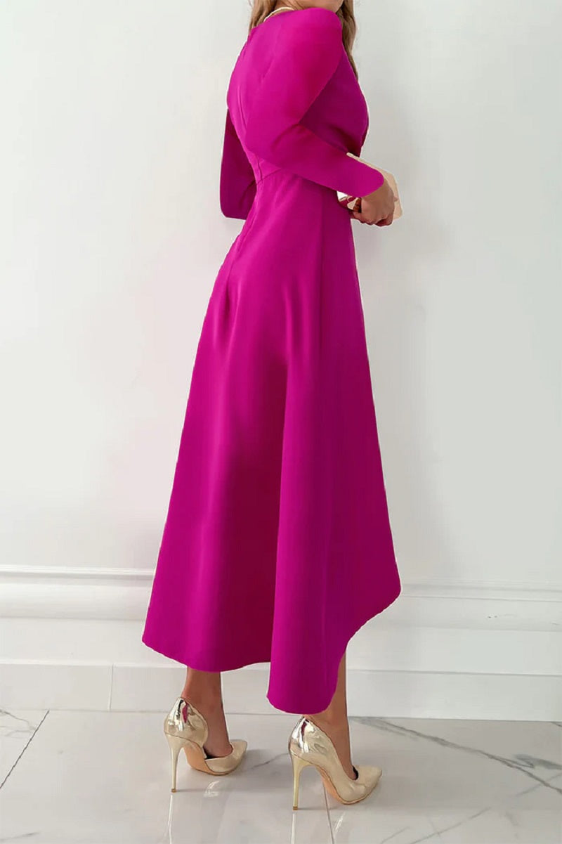 Elegante koperkleurige jurk voor een feestelijke gelegenheid