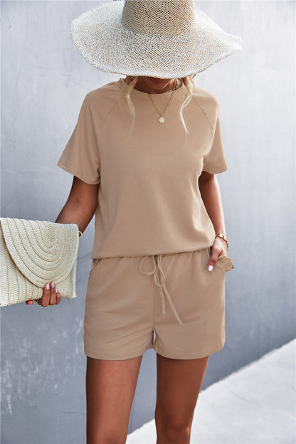 Vooraanzicht van een dames set met short