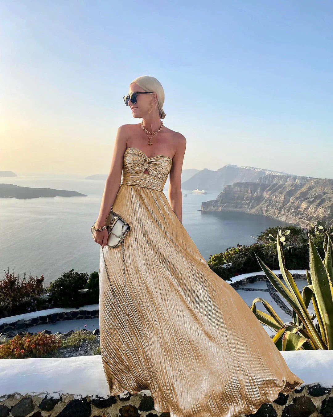 Feestelijke strapless jurk in maxi lengte, zijaanzicht