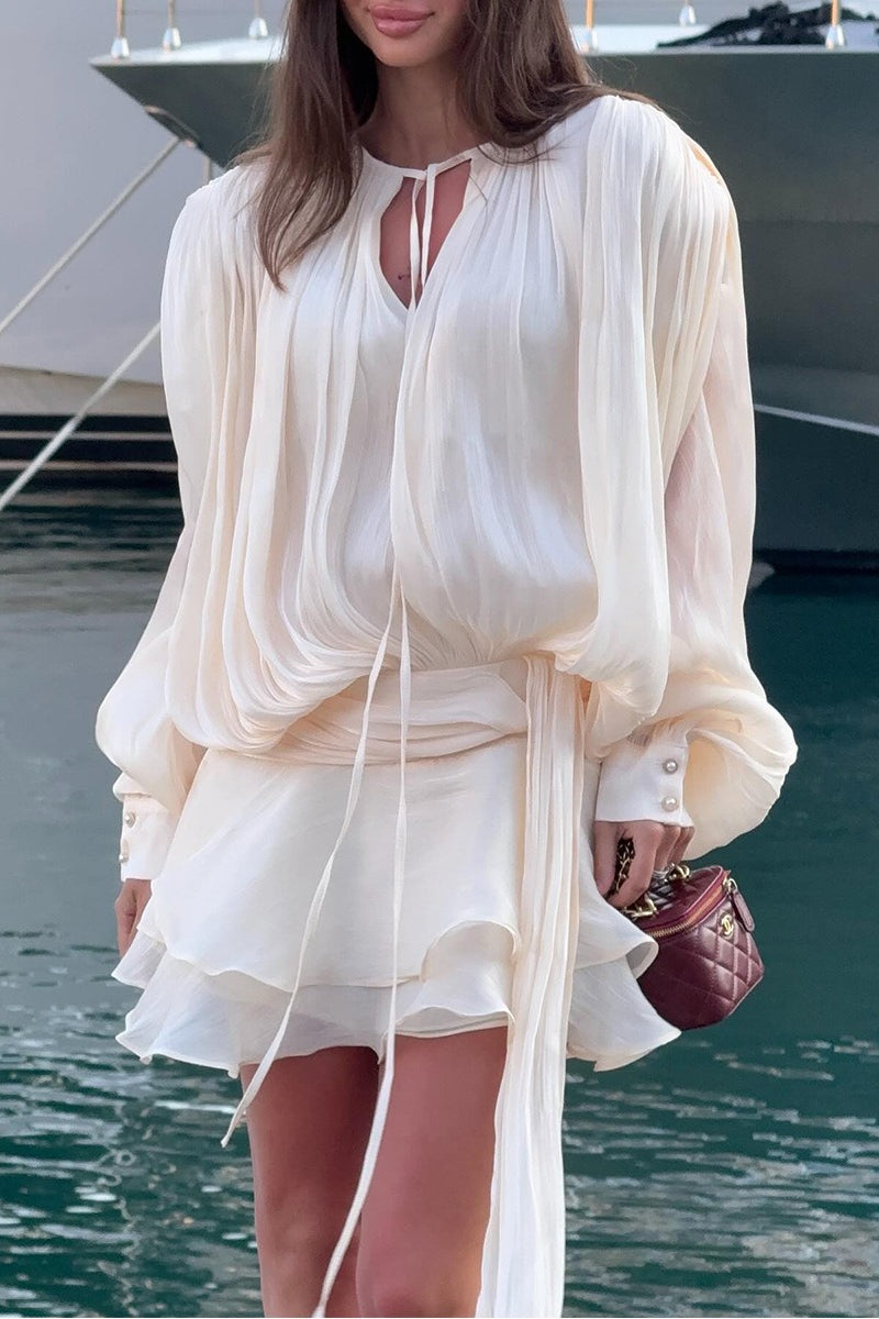 Mini-jurk met ruches en lanterne-mouwen van chiffon