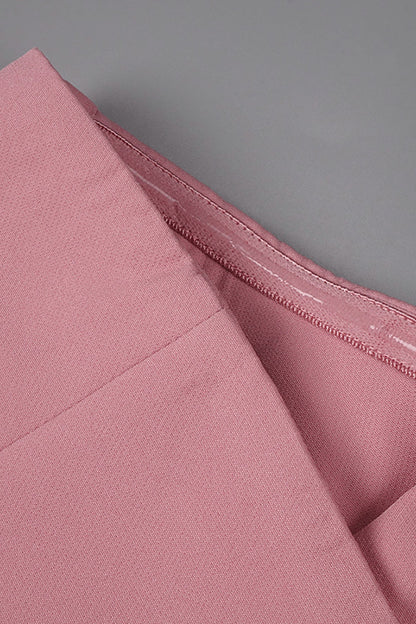 Midi-jurk met een schouder en strikkdetail roze