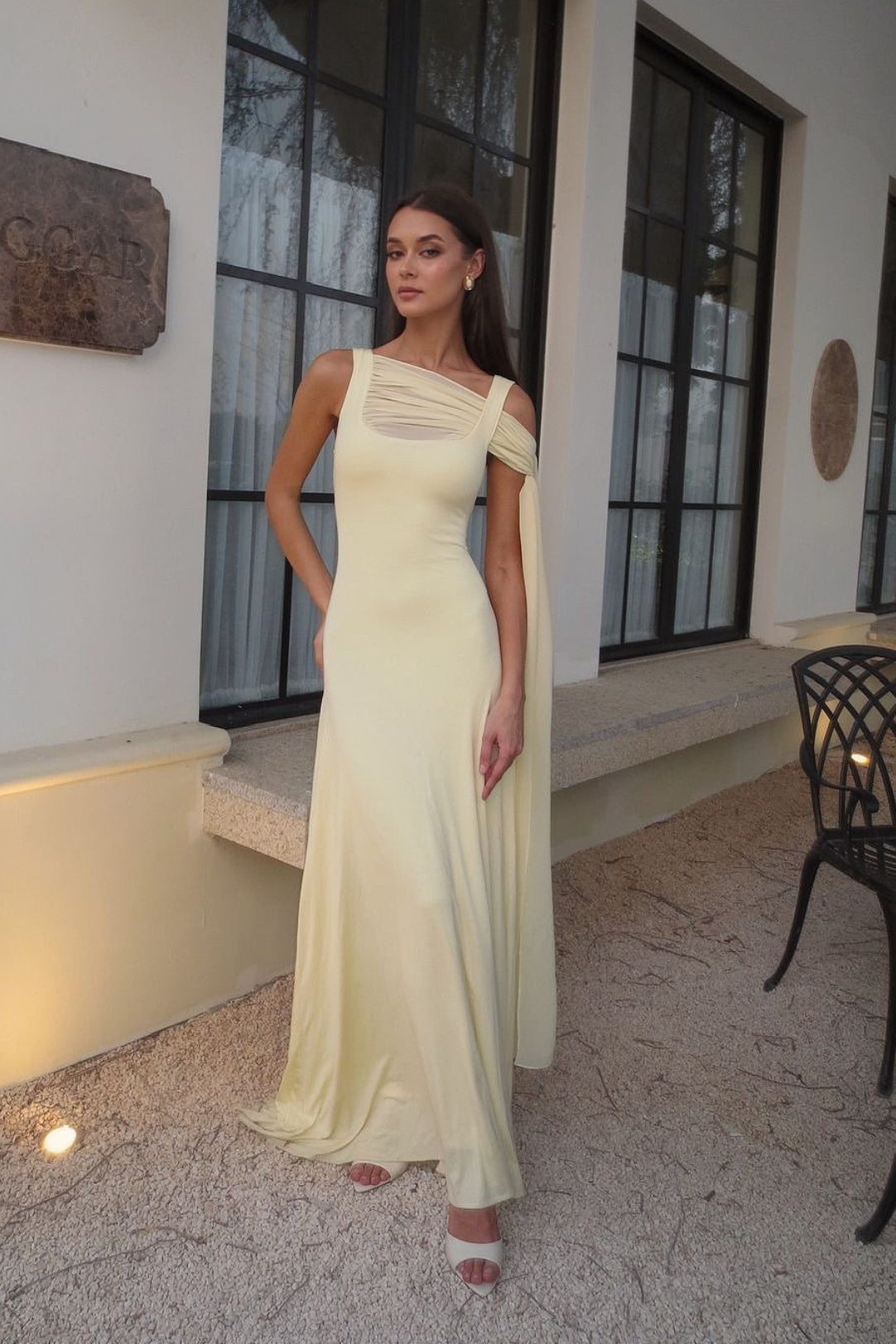 Mouwloze polyester maxi jurk met spaghettibandjes geel