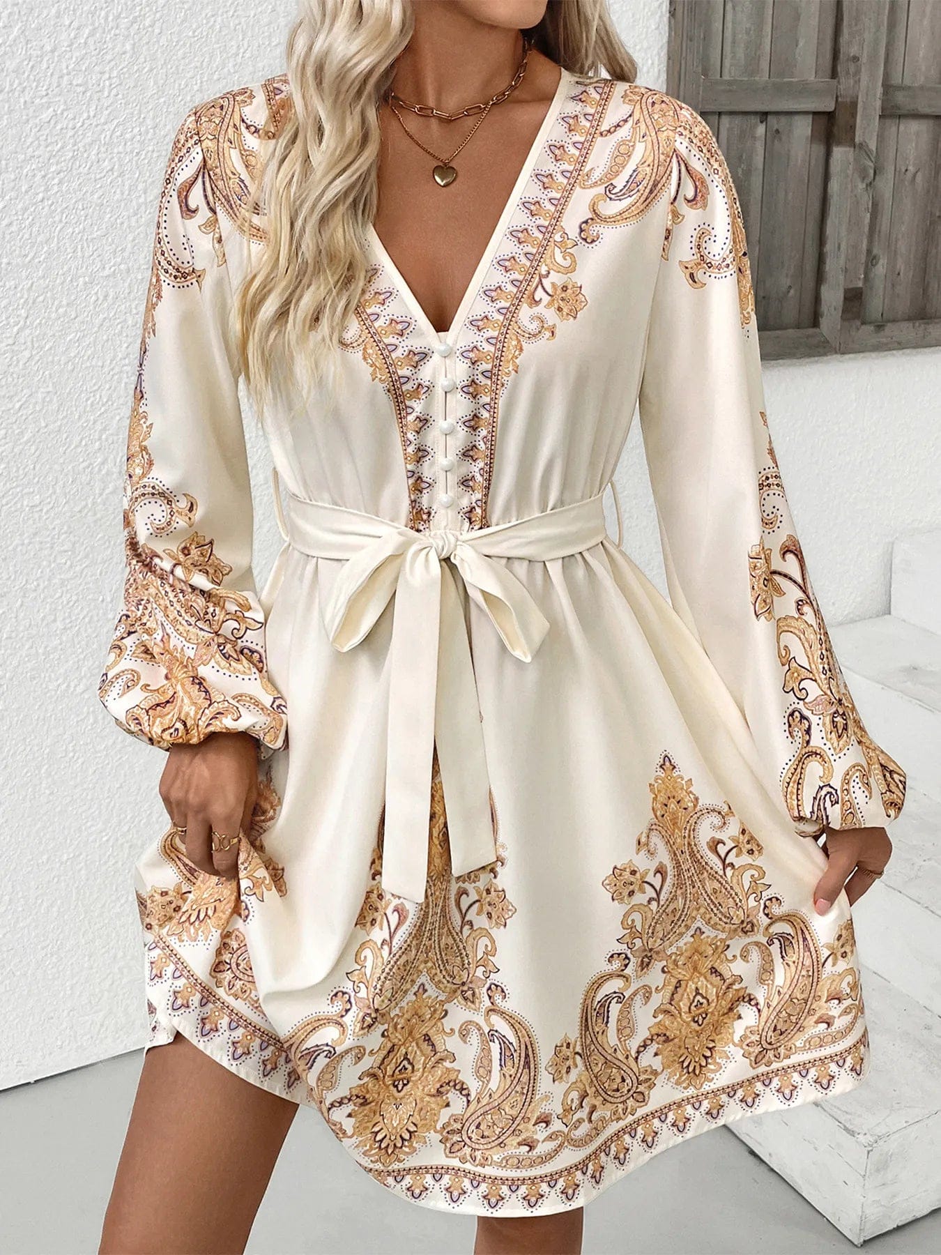 Bedrukt Jurk met Lange Mouwen en Taillekoord Beige