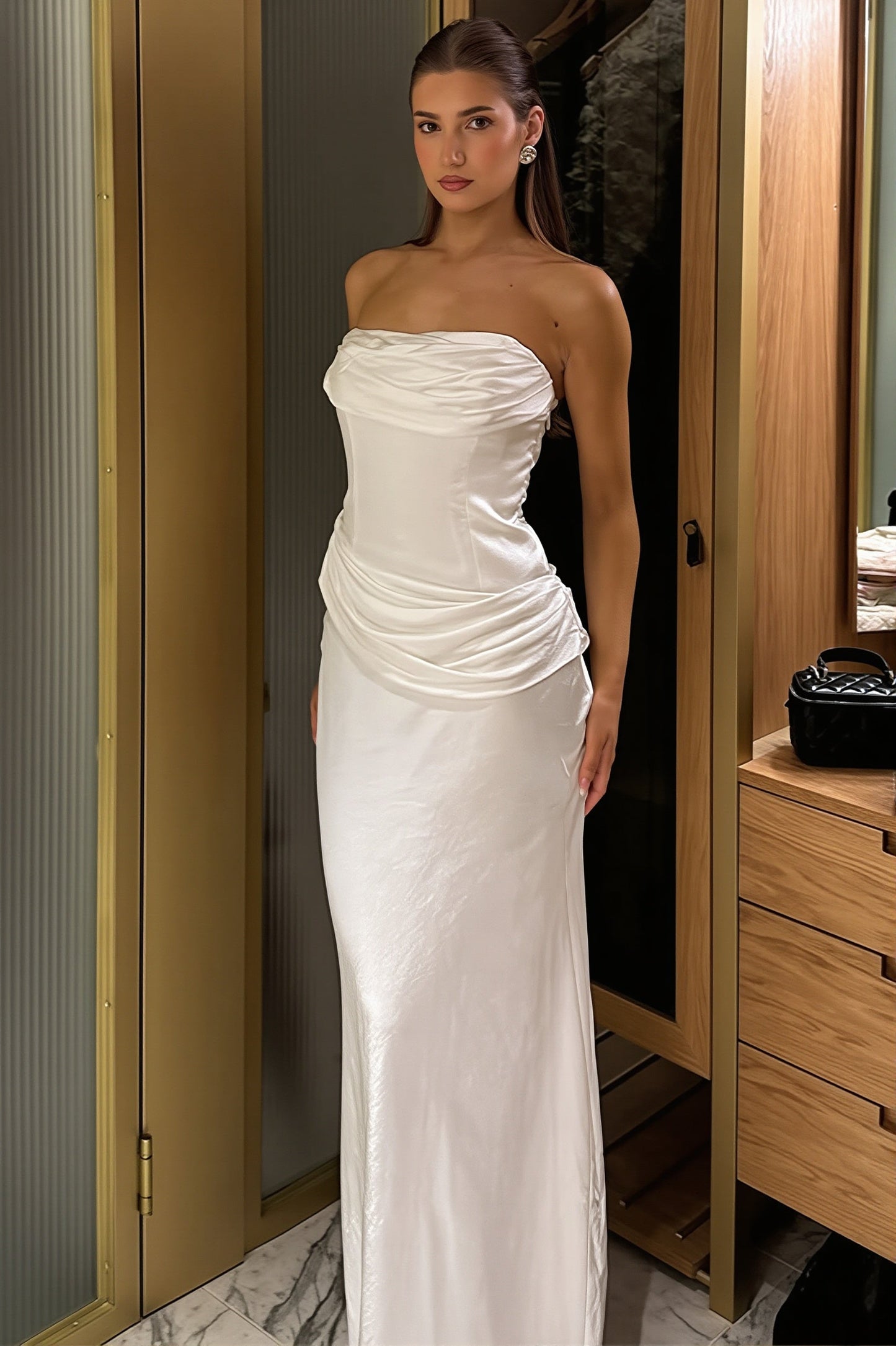 Dames satijnen strapless bodycon maxi jurk met nauwsluitende pasvorm