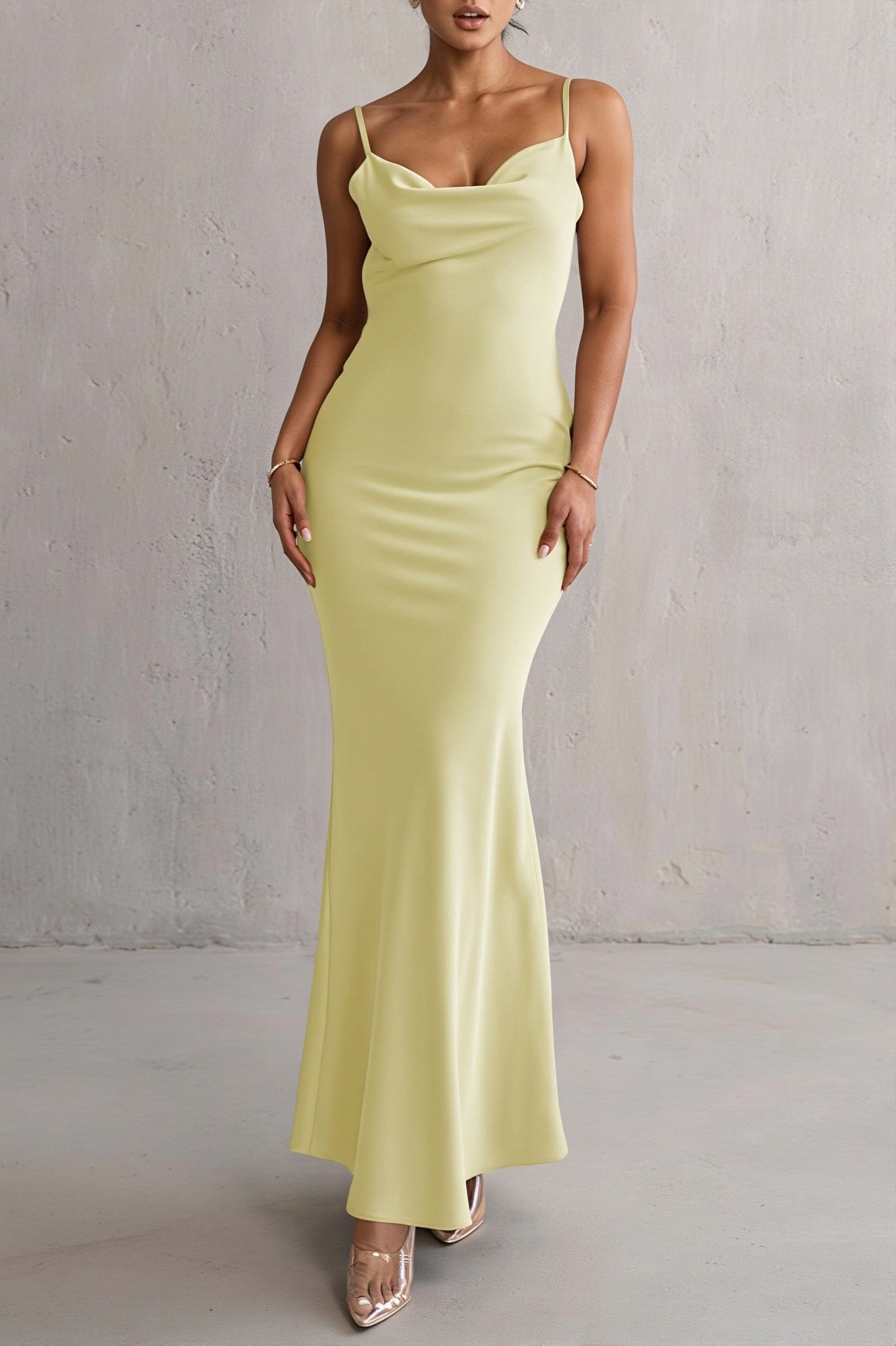Dames Maxi Slipdress Met Open Rug En Watervalhals
