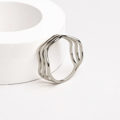Door golven geïnspireerde vergulde zilveren ring dames