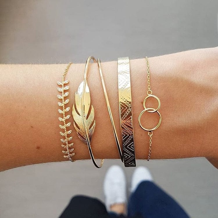 Goude Armbanden Set Met Veertje