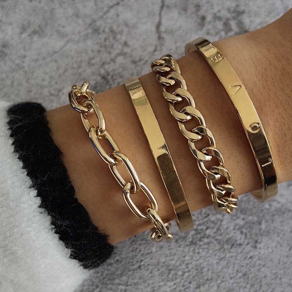 Goude Dikke Armbanden Set Met Love