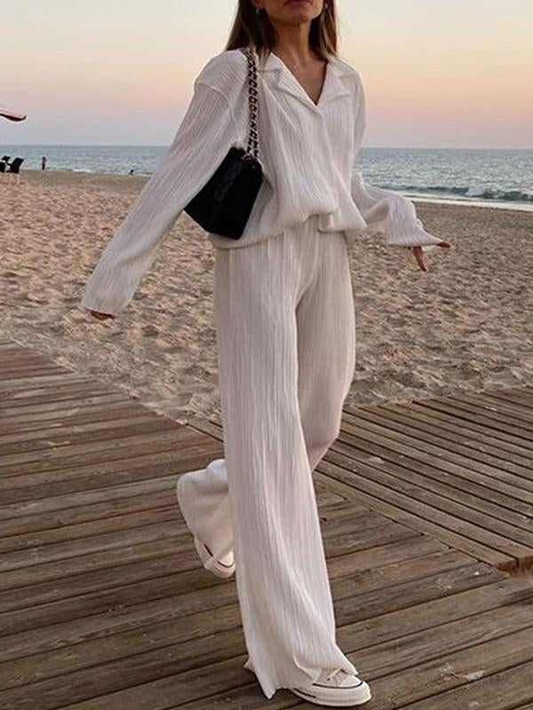 Dames plissé set met blouse en broek in een elegante combinatie