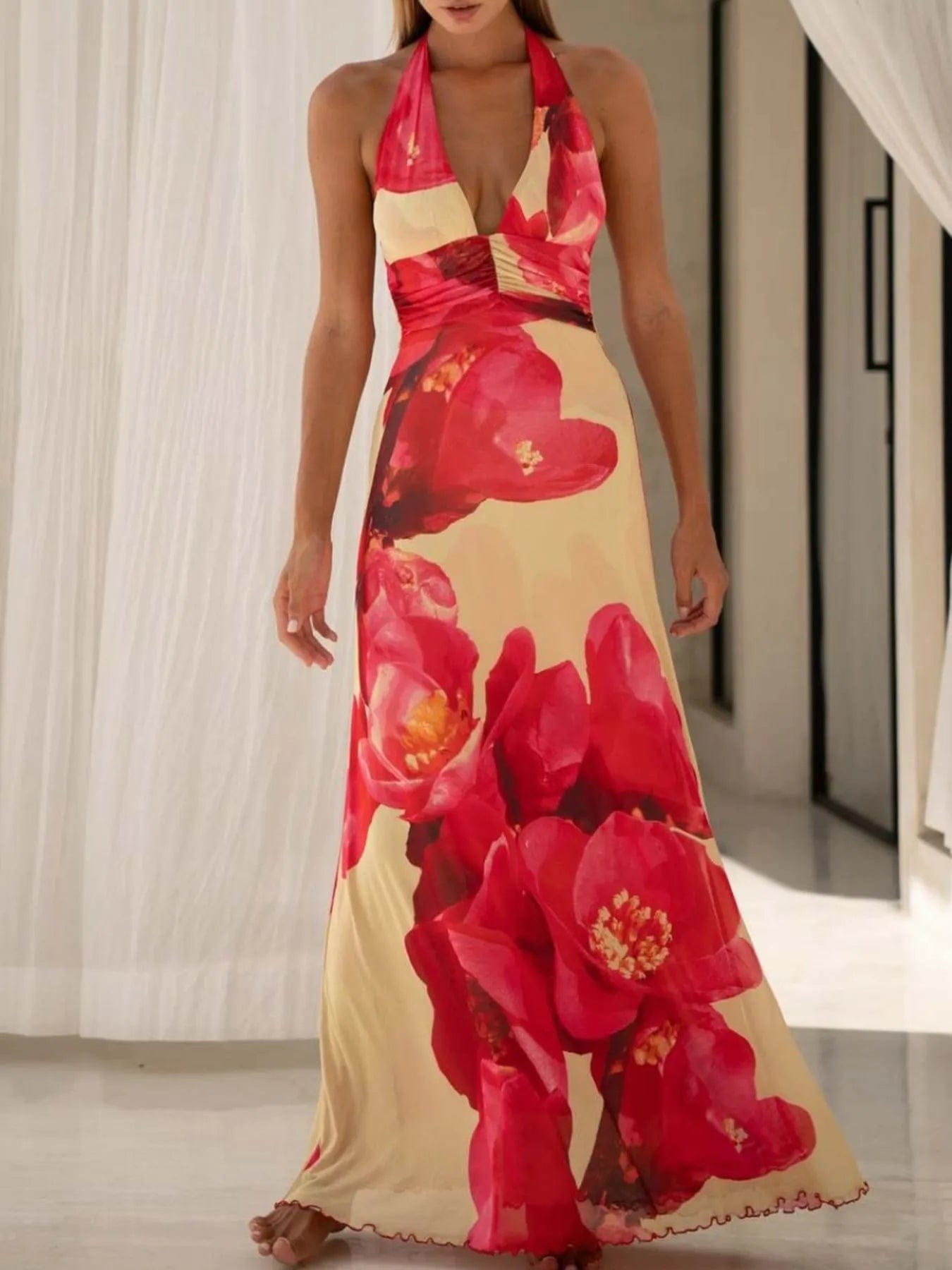 Maxi-jurk met bloemenprint, halternek en geplooide details