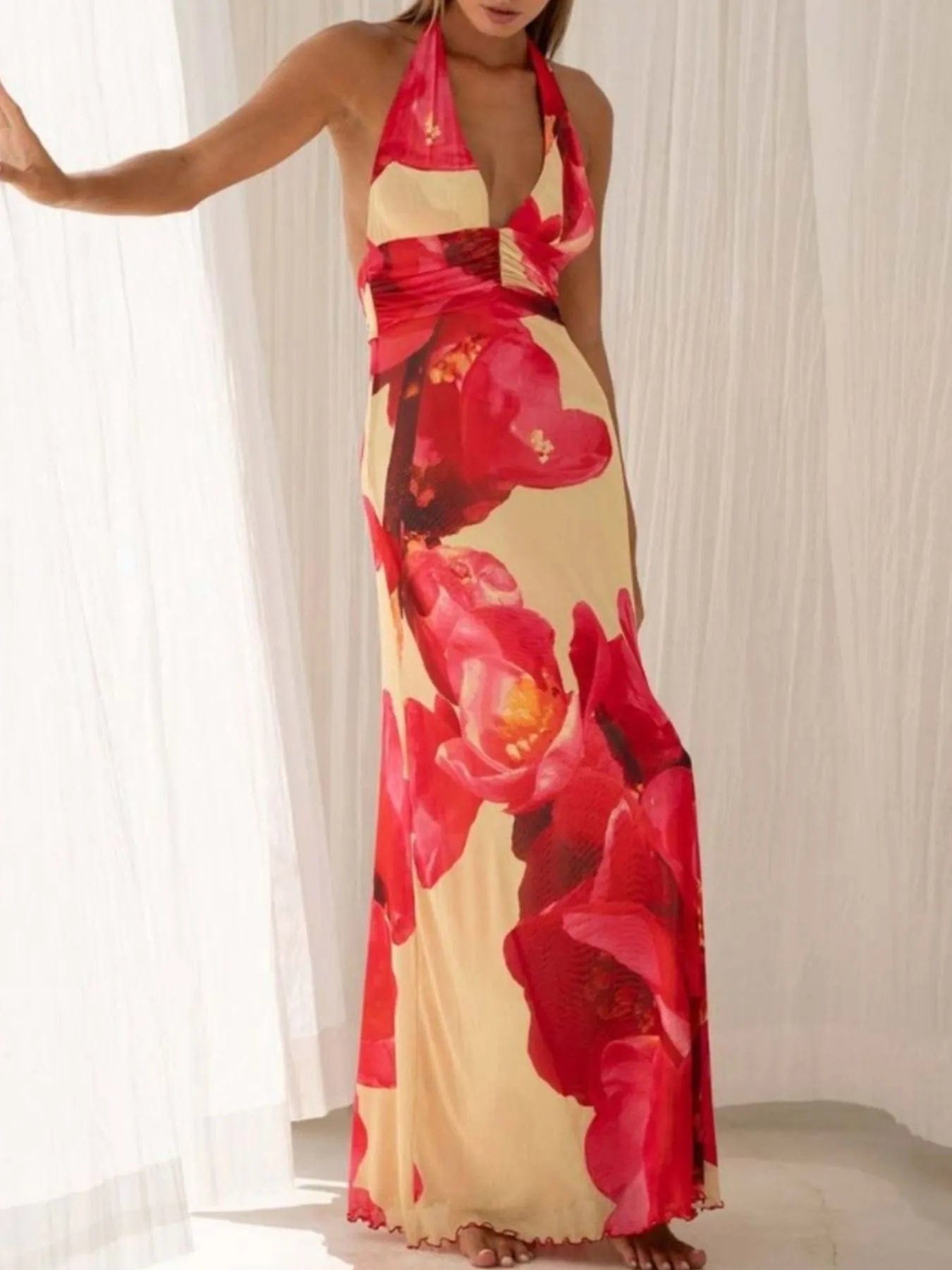 Maxi-jurk met bloemenprint, halternek en geplooide details