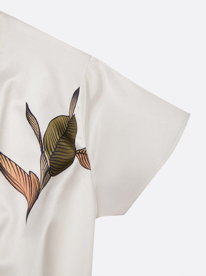 Dames wikkel midi jurk met bloemenprint, close-up van de stof