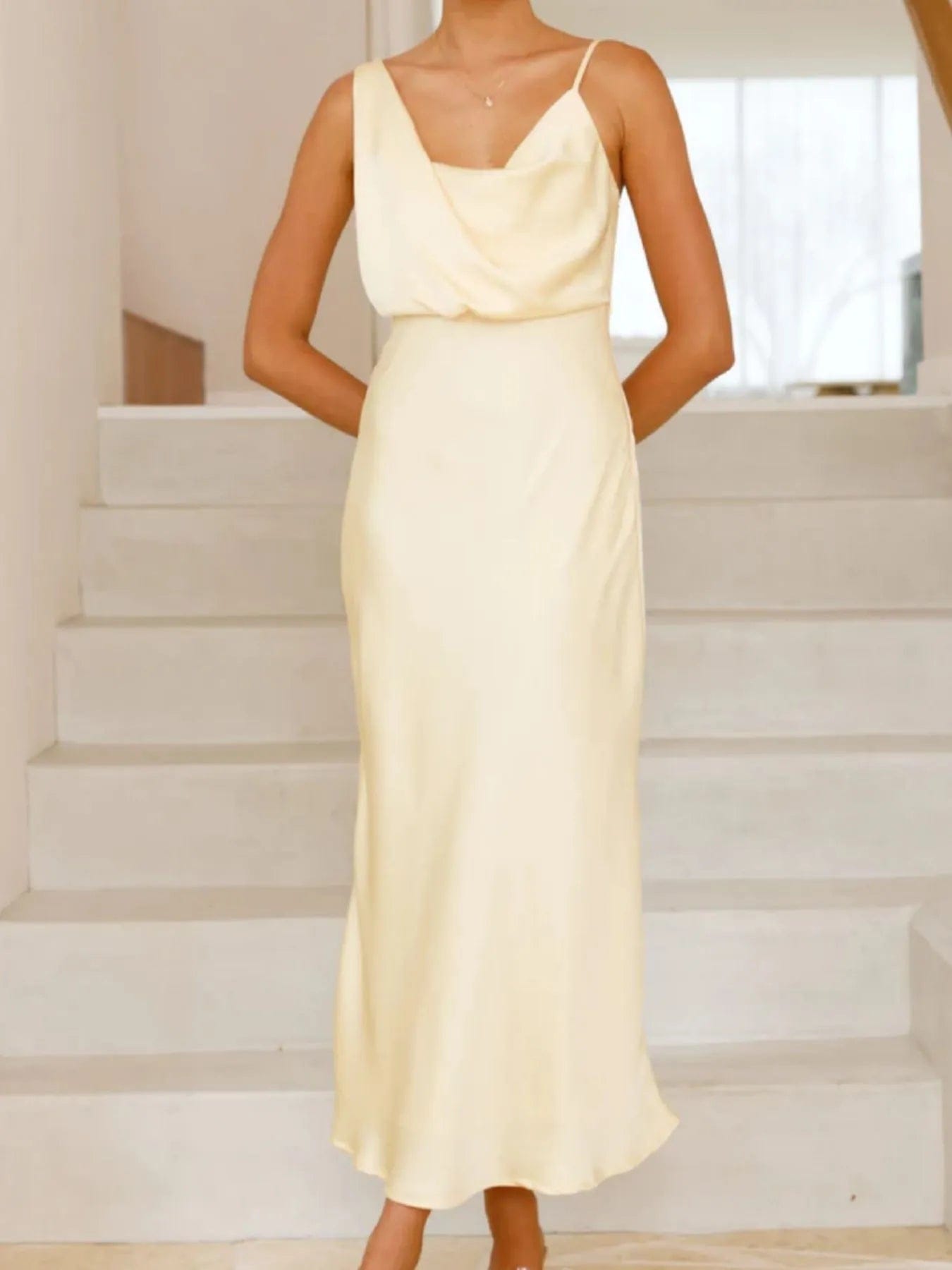 Satin Asymmetrische Midi Jurk