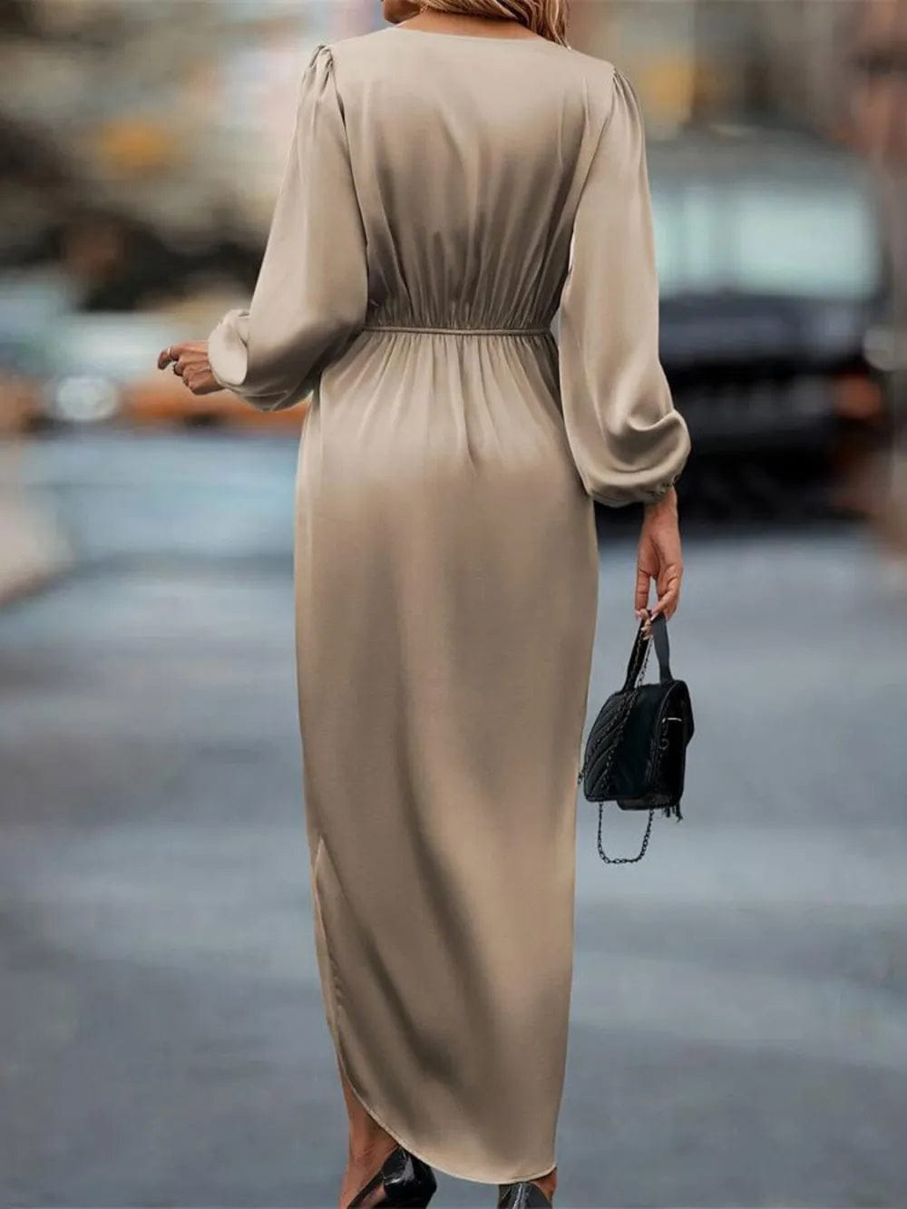 Satin High-Low Surplice Midi-jurk met ballonmouwen Khaki