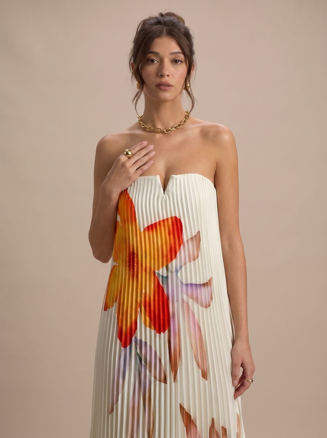Feestelijke dames maxi-jurk met elegante plooien en glans