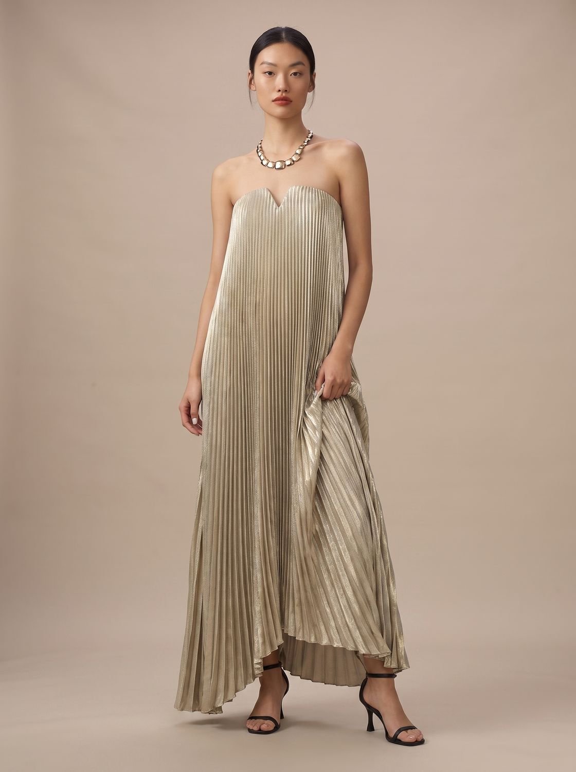 Geplooide metallic jurk met sierlijke maxi-silhouet