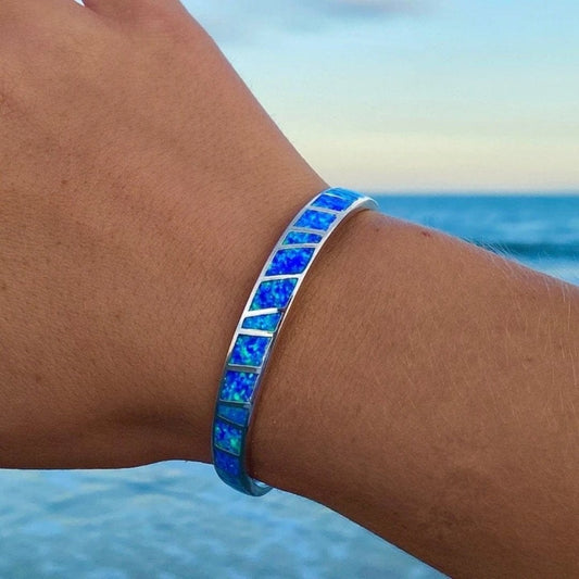 Zilveren armband met blauwe opaal voor dames